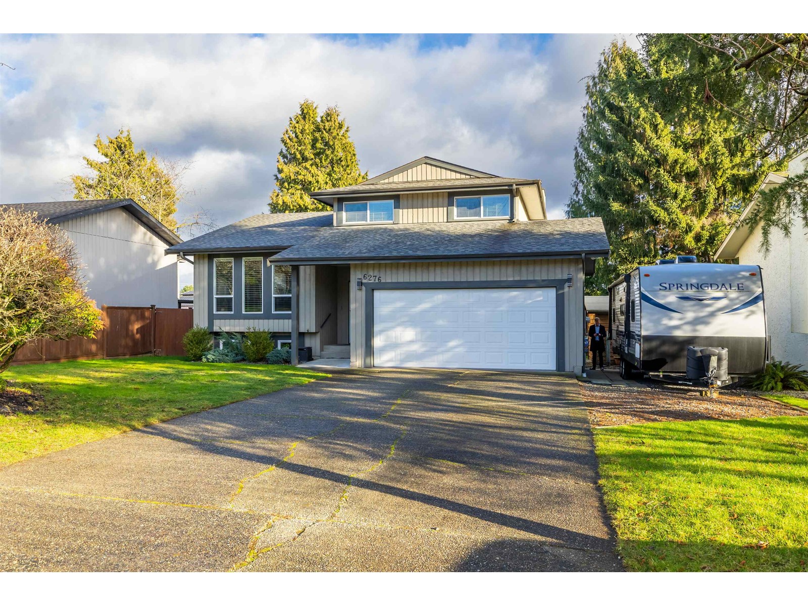 6276 195B STREET, Surrey, British Columbia, V3S7L8