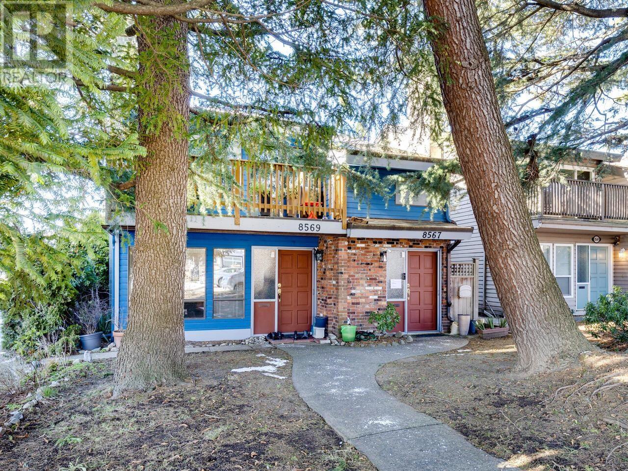 8567 HUDSON STREET, Vancouver, British Columbia, V6P4M3